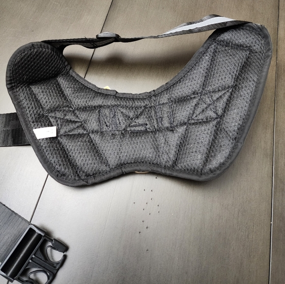 NWOT Noyal Red/Black Plaid Dog Harness Size Large - Picture 2 of 5